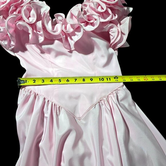 Vtg Union Made ILGWU Lt Pink Ruffled Ball Gown Sz 8 Oversized Bow on Back - Picture 7 of 8